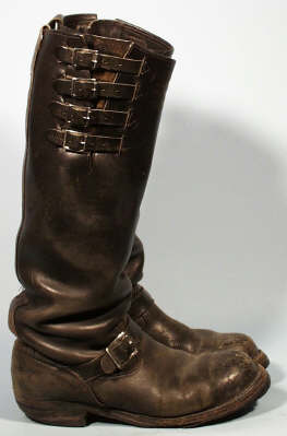 4 Buckles!