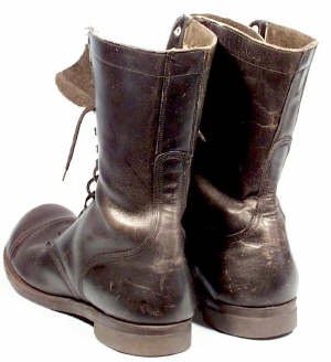Like New Size 13.5 XW Army Boots